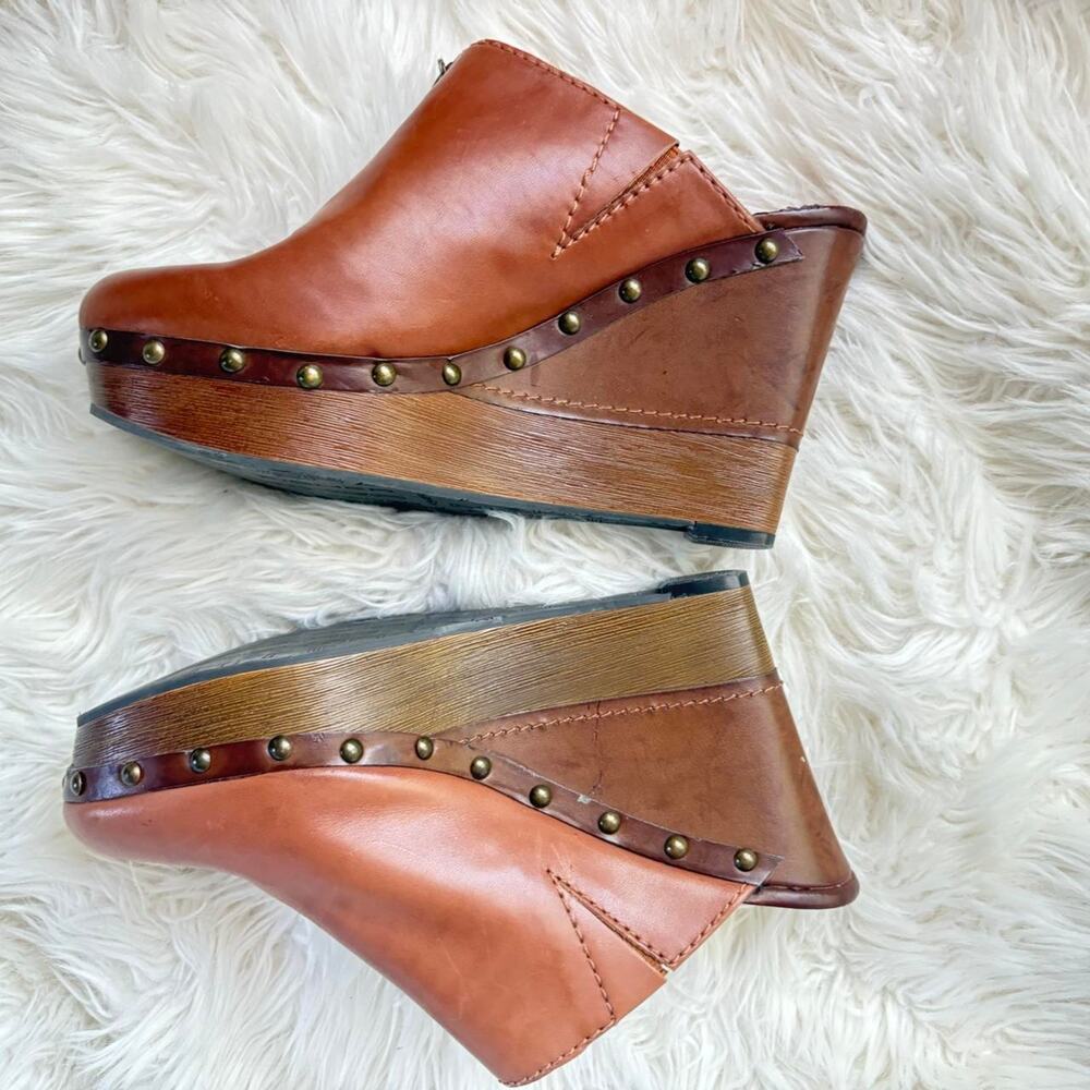 Marc fisher brown leather platform